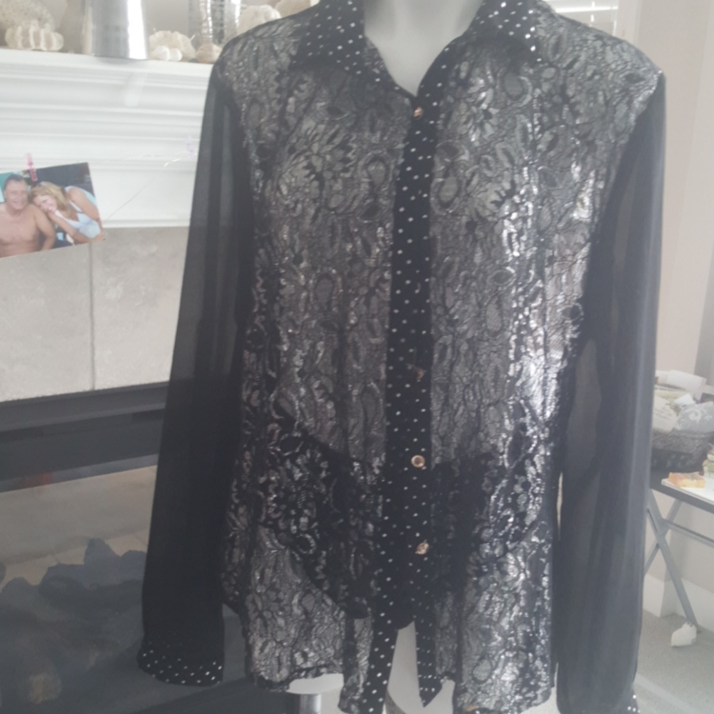 Daniel. Sheer gorgeous top.sil/blk Xl